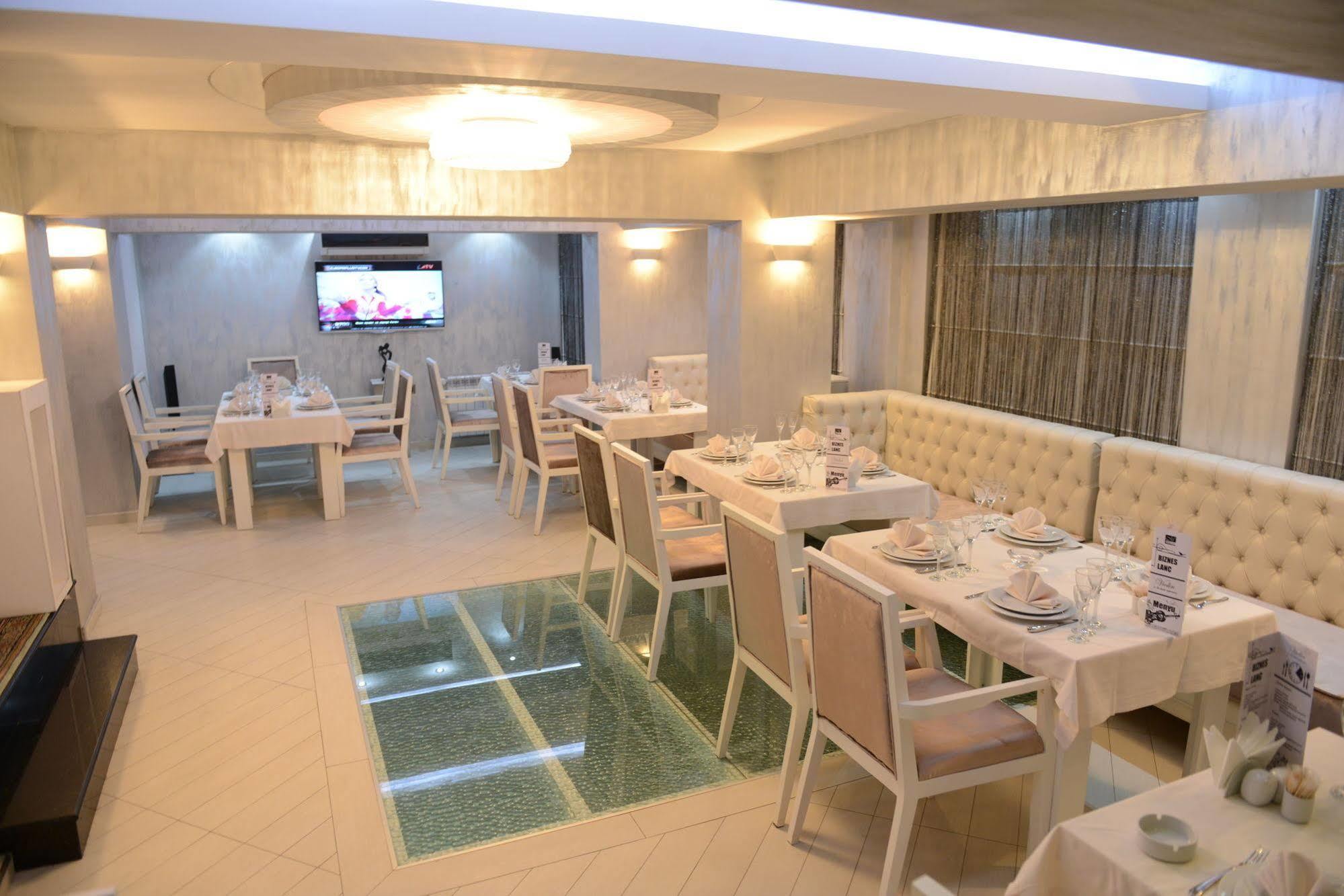 大师酒店 巴库 外观 照片