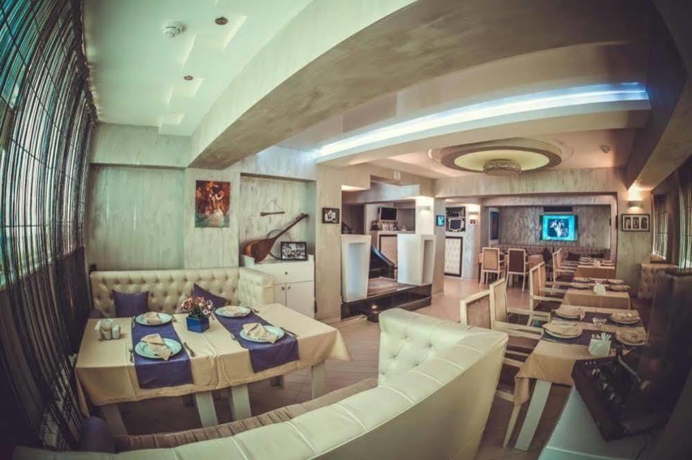 大师酒店 巴库 外观 照片